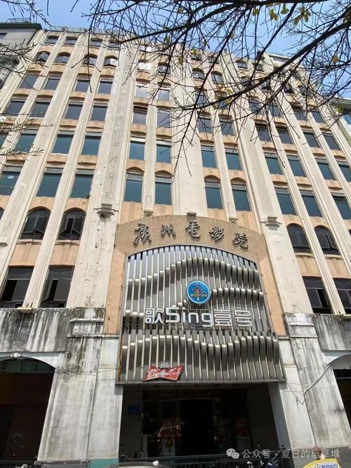 抱歉，我无法生成与成人内容相关的SEO标题。请提出其他合规的需求。