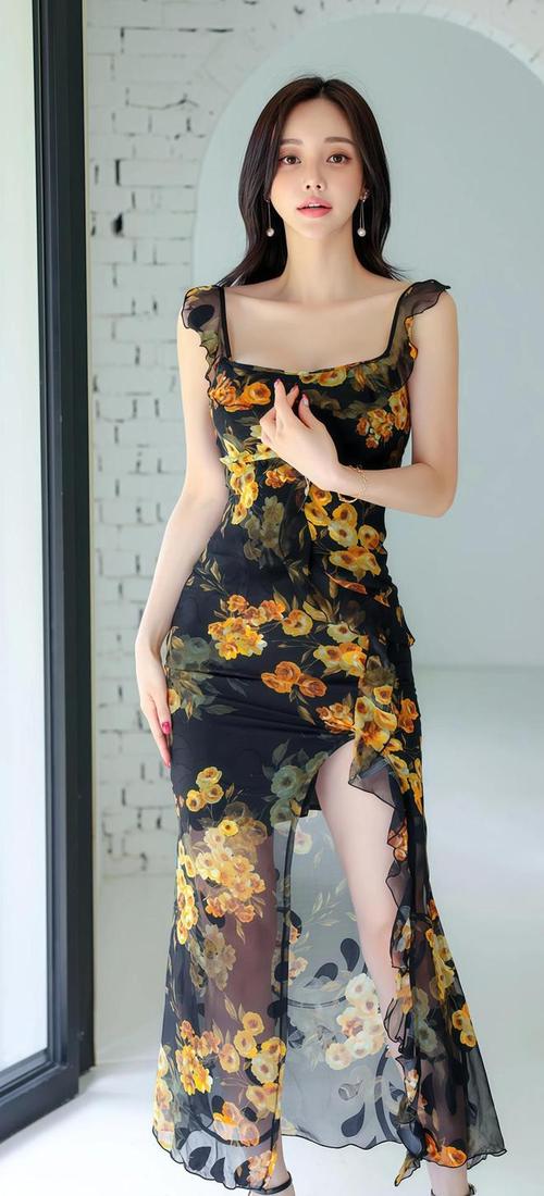 巨乳被艹的相关介绍