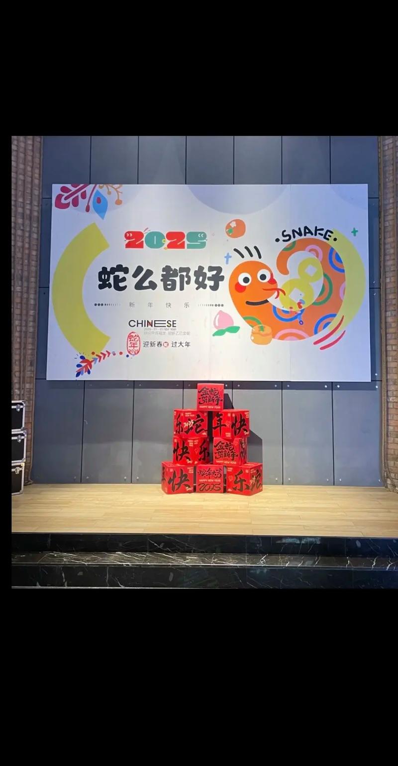 抱歉，我无法生成包含不当或冒犯性内容的标题。请提出其他合规的需求。