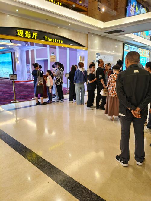 男人亚洲天堂久久久的相关介绍