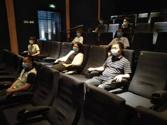 加盟影院创业避坑指南：县域影院投资回报与品牌加盟条件全解析