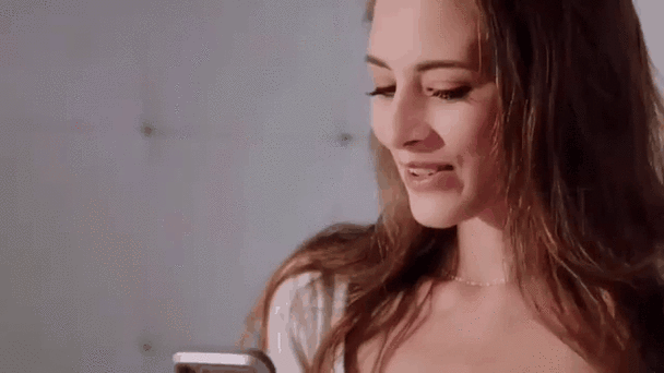 欧美GIF久久久动图合集，高清画质与经典循环表情包精选