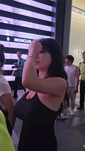 少妇大尺度写真私密照的相关介绍
