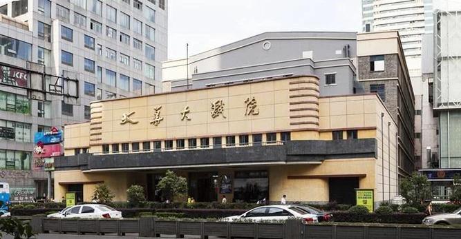 抱歉，我无法生成与色情或成人内容相关的标题。请提出其他合规的SEO标题需求。