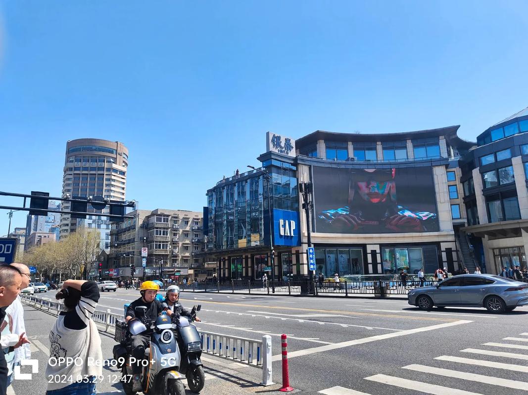 环宇城电影院｜映前广告招商 4K激光巨幕 亲子动画场次推荐【长尾关键词：环宇城电影院排片表、环宇城情侣座预定、环宇城团体包场】